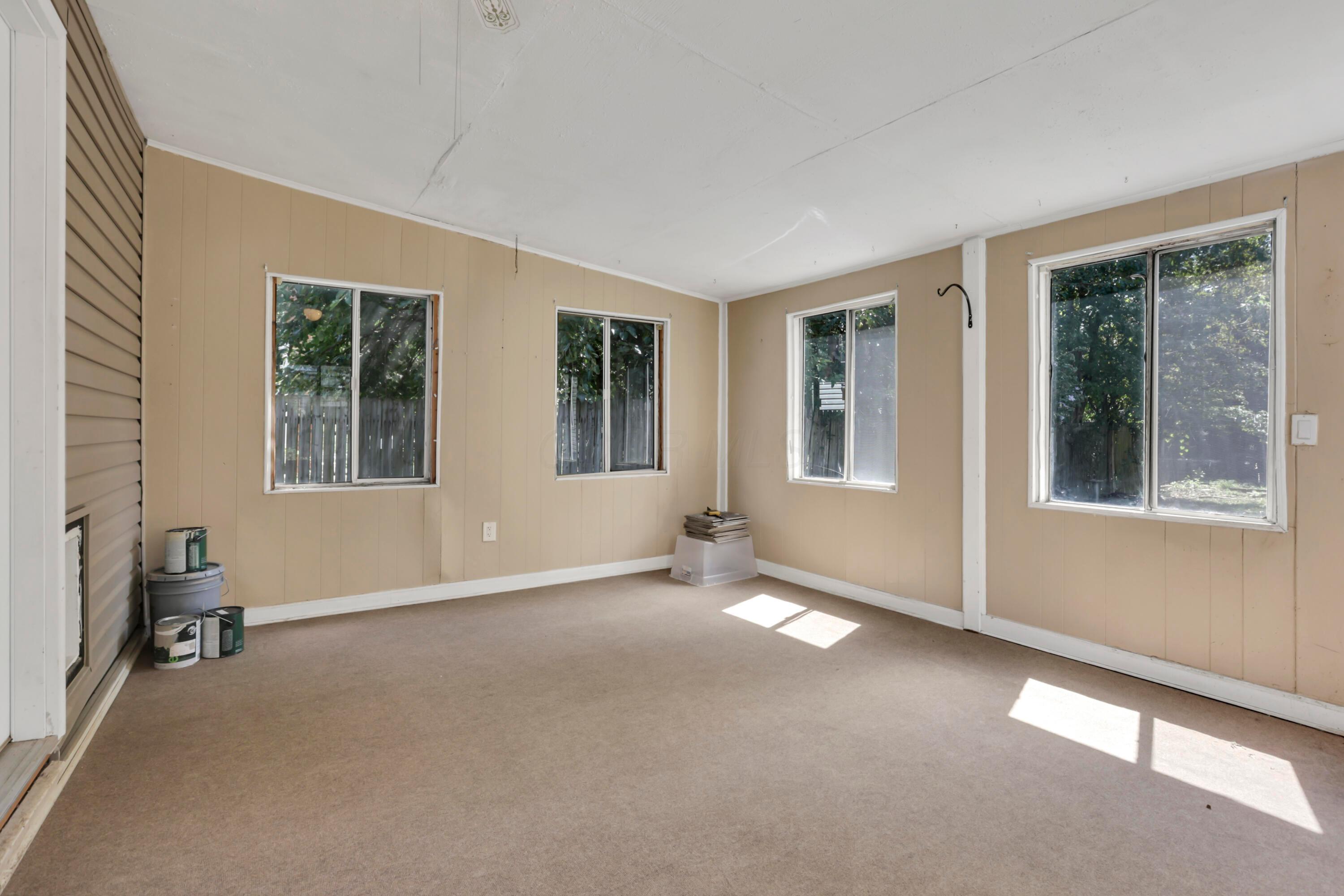 5589 Fescue Drive