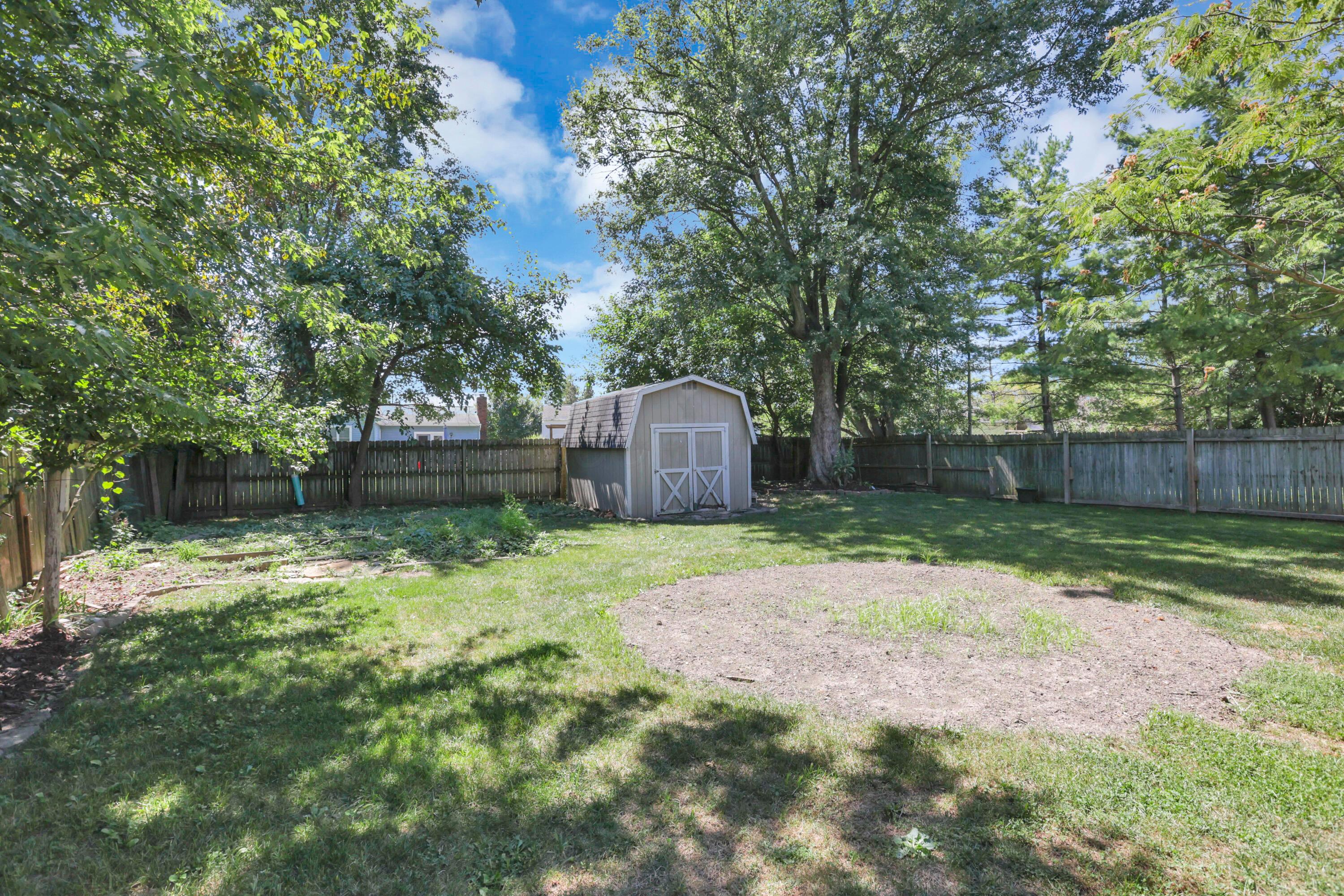 5589 Fescue Drive