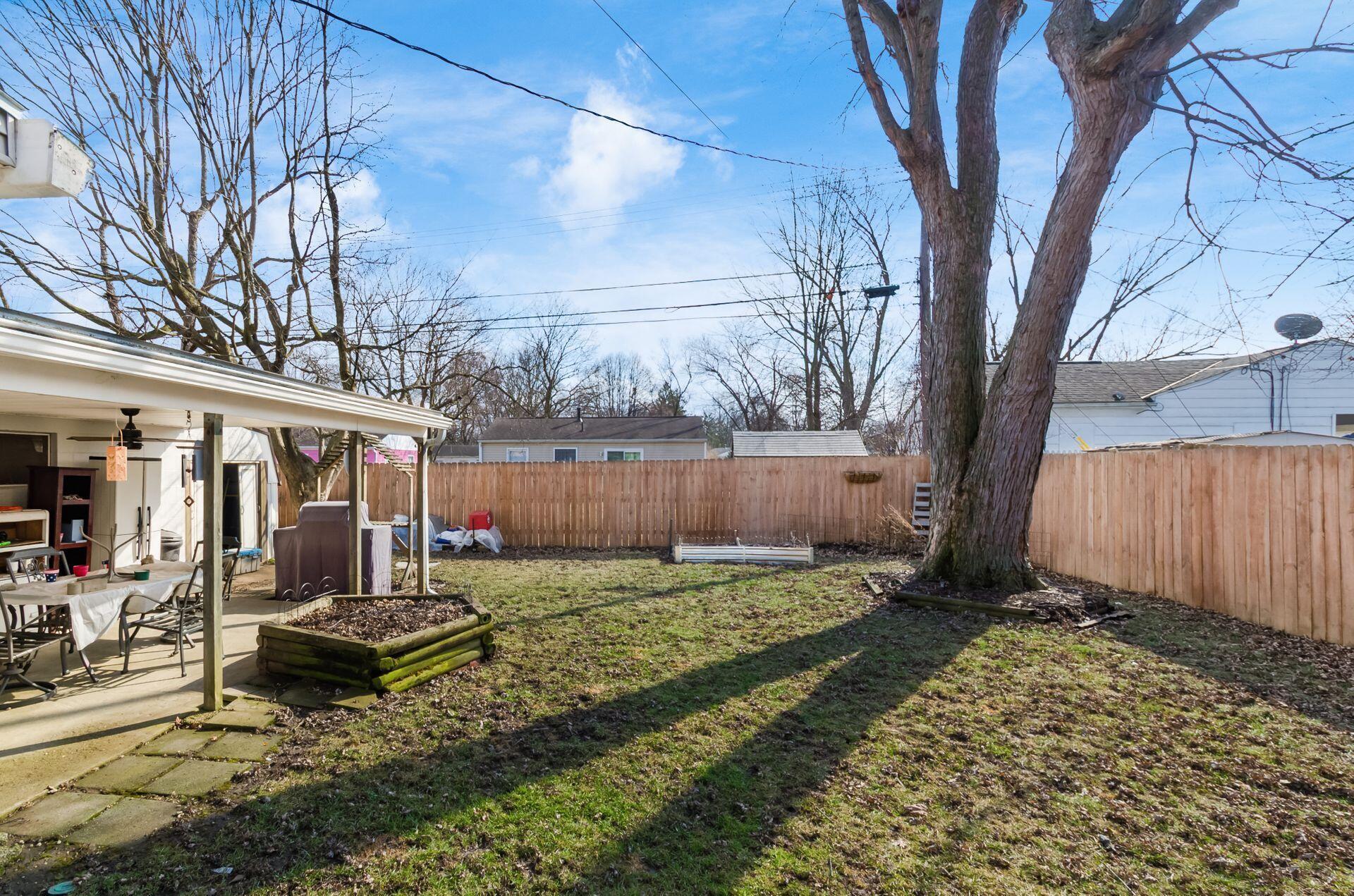 4539 Edgewyn Avenue