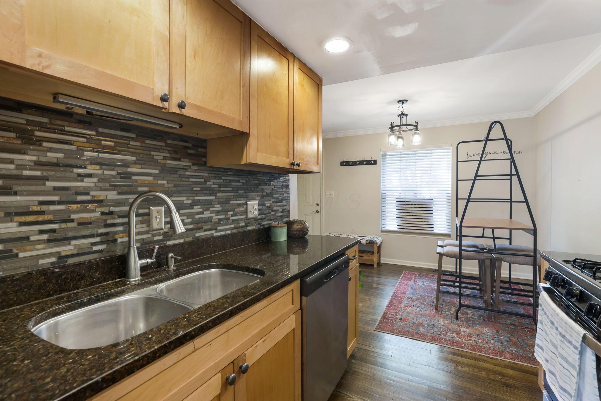2564 Shore Line Lane
