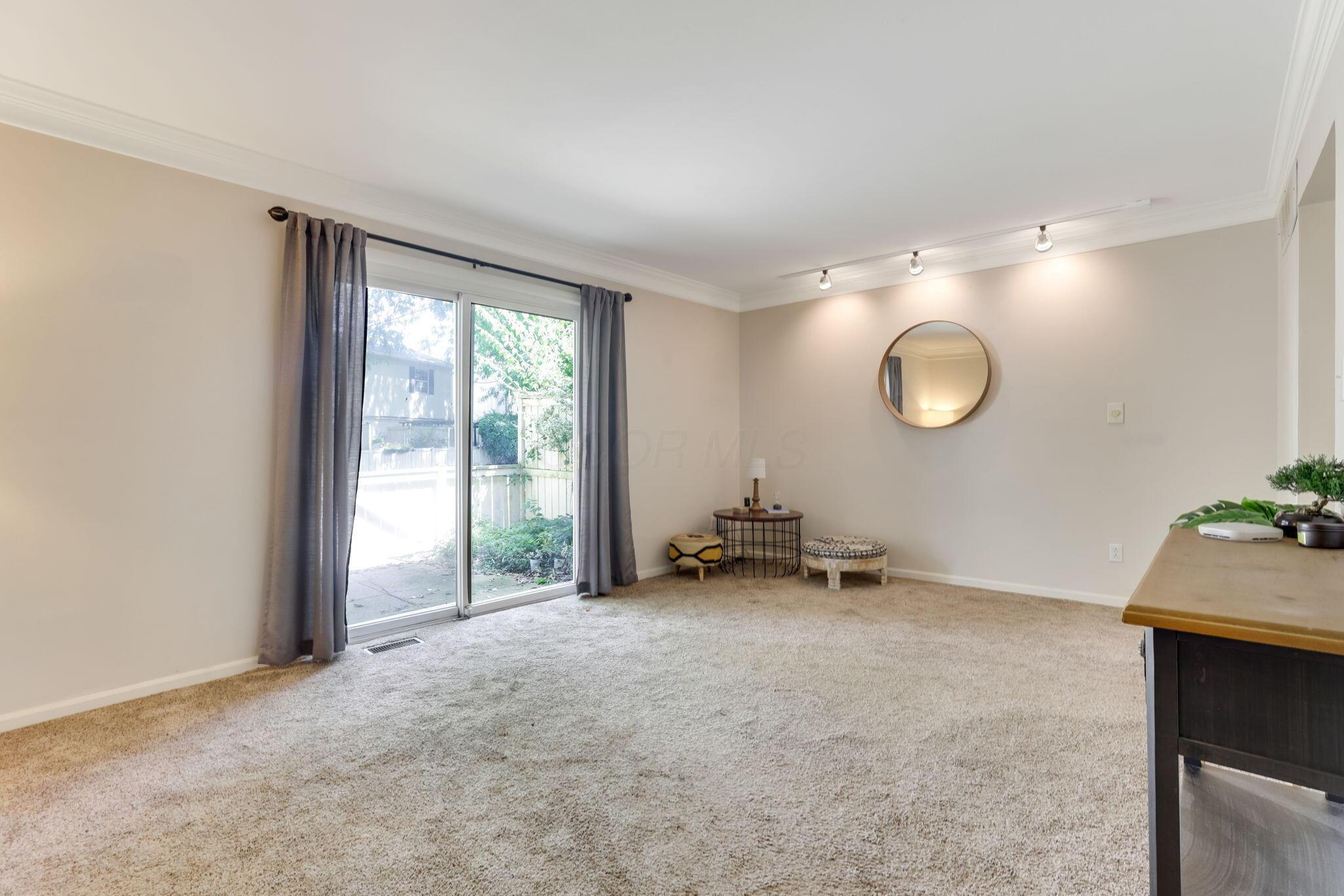 2564 Shore Line Lane