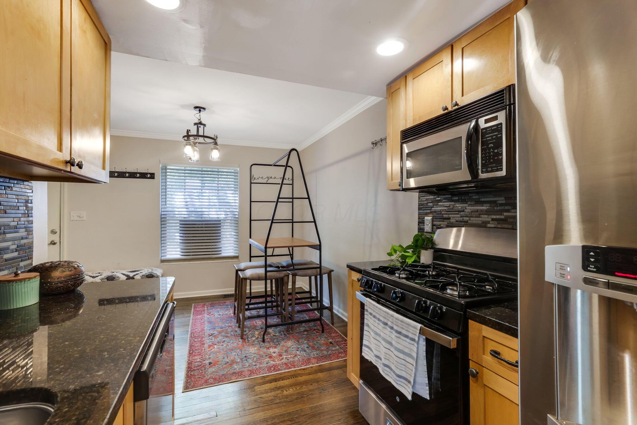 2564 Shore Line Lane
