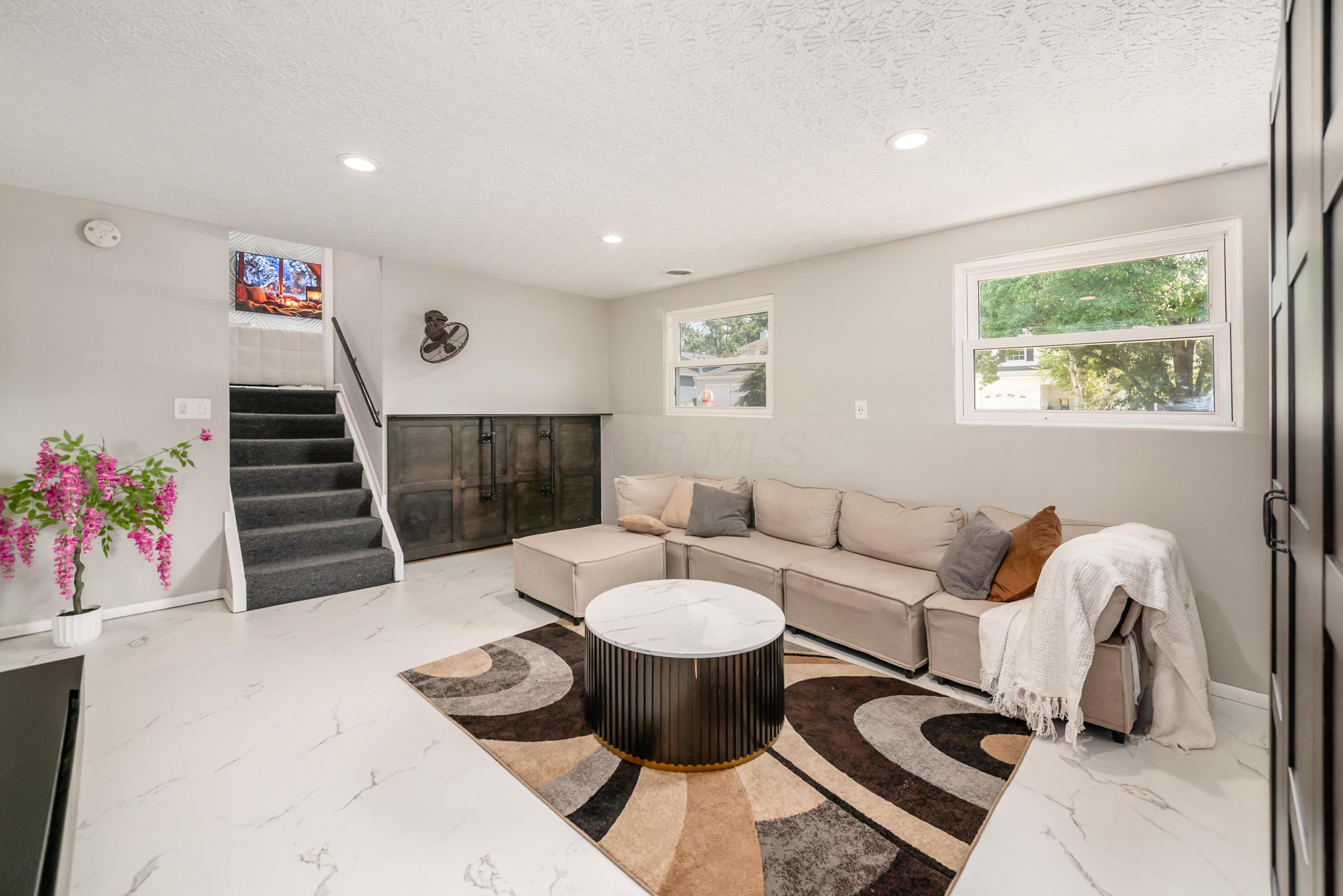 3250 Rensbury Court