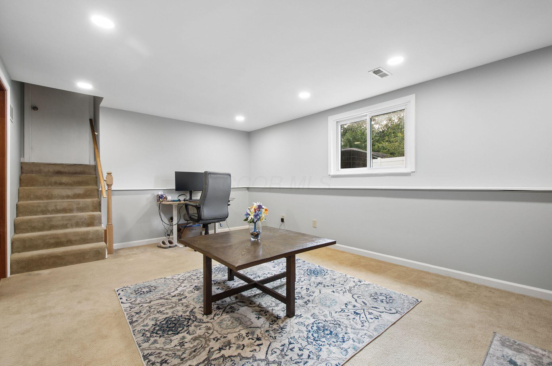 2119 Sari Lynn Court