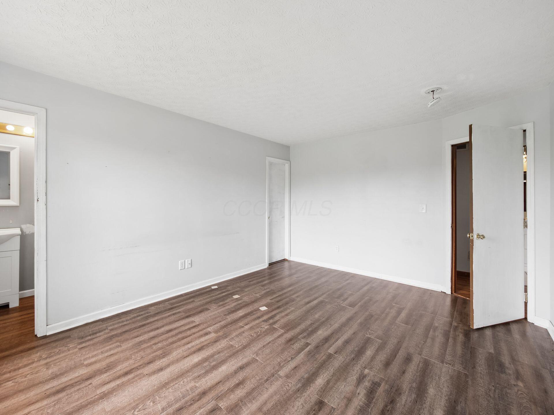 3552 Vintage Woods Drive