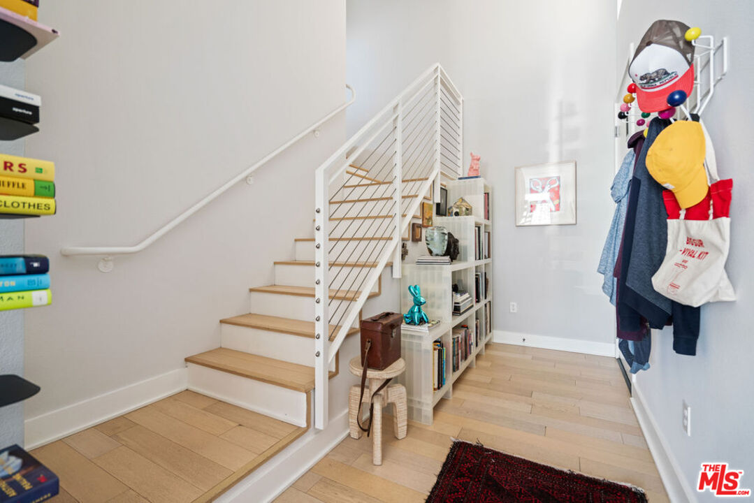 600 S Ridgeley Dr Unit: PH9