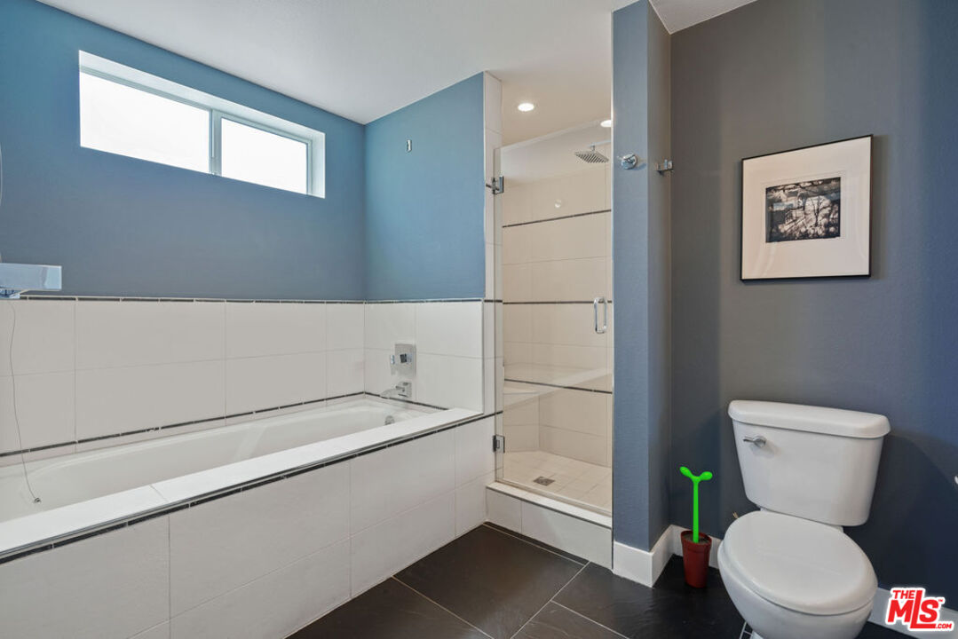 600 S Ridgeley Dr Unit: PH9