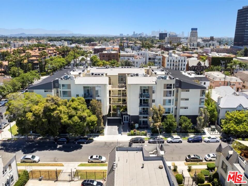 600 S Ridgeley Dr Unit: 2