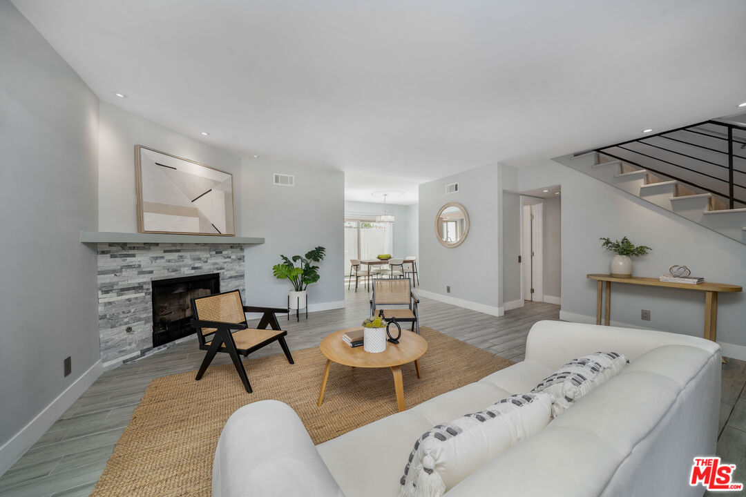 1504 Berkeley St Unit: D