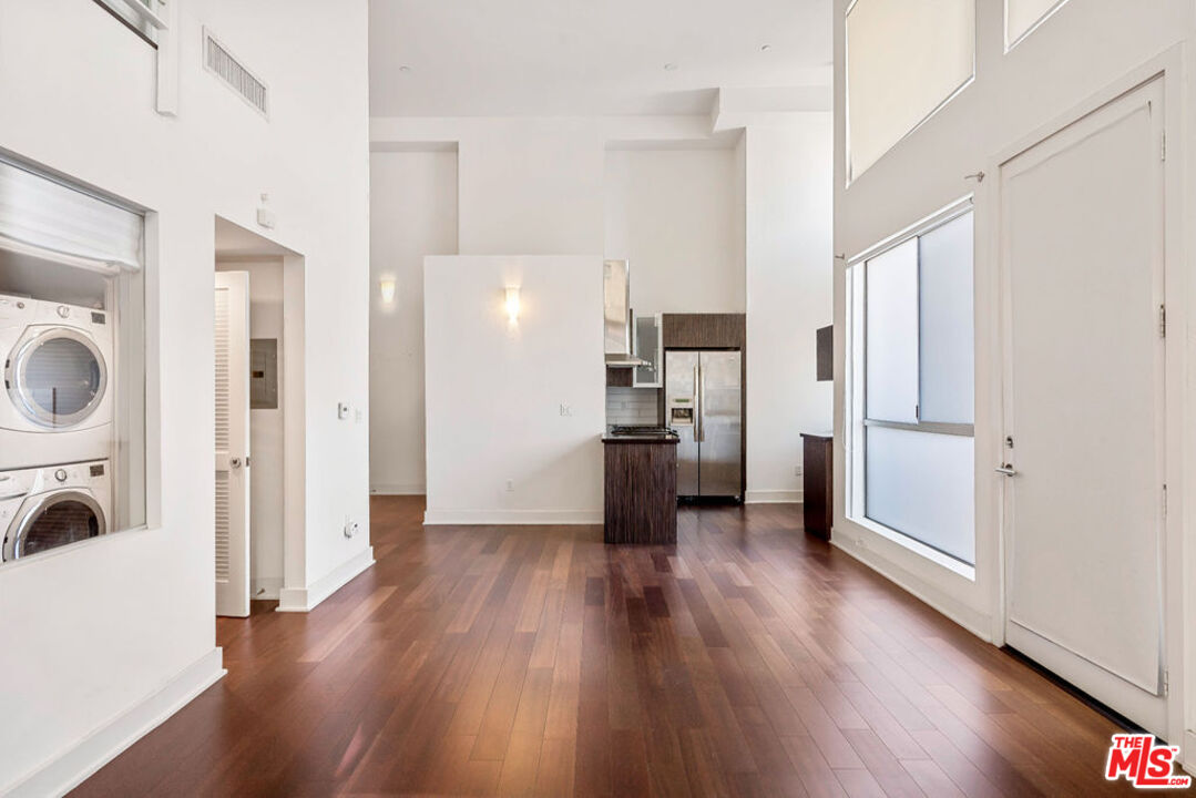 600 S Ridgeley Dr Unit: 101