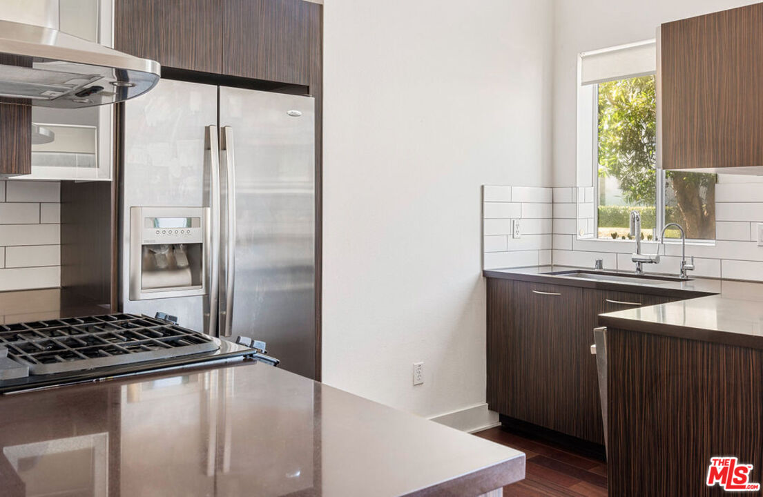 600 S Ridgeley Dr Unit: 101