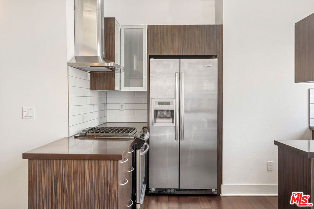 600 S Ridgeley Dr Unit: 101