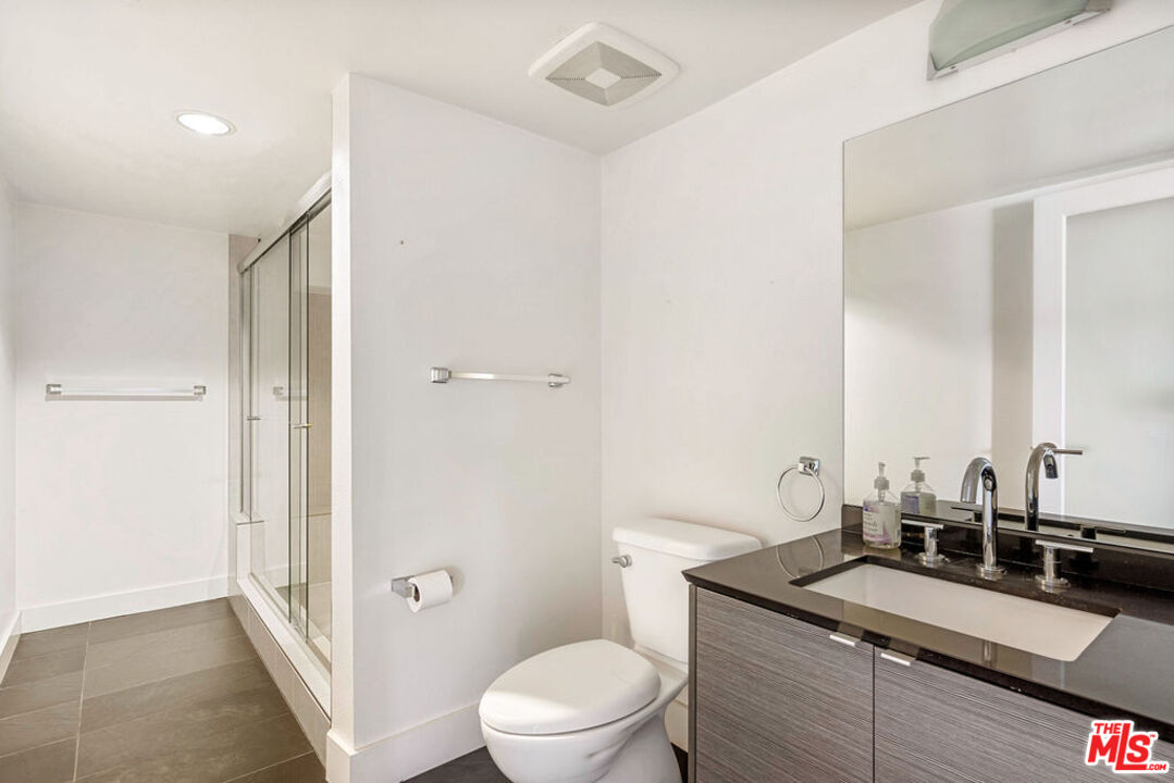 600 S Ridgeley Dr Unit: 101