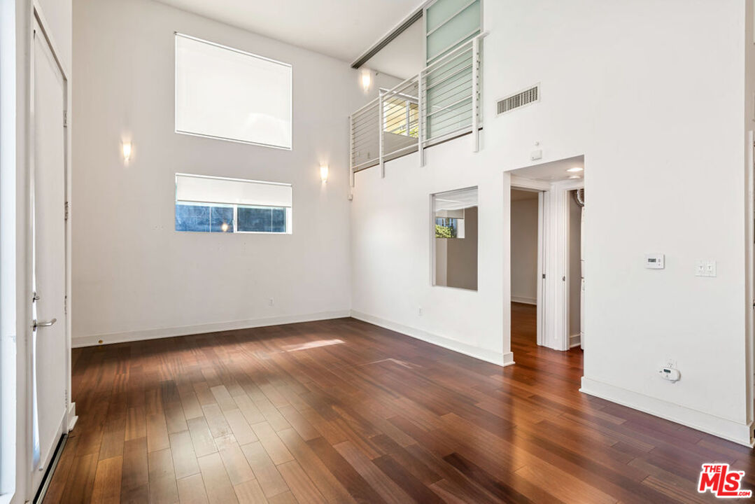 600 S Ridgeley Dr Unit: 101