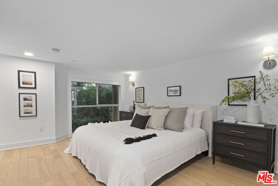 600 S Ridgeley Dr Unit: 110