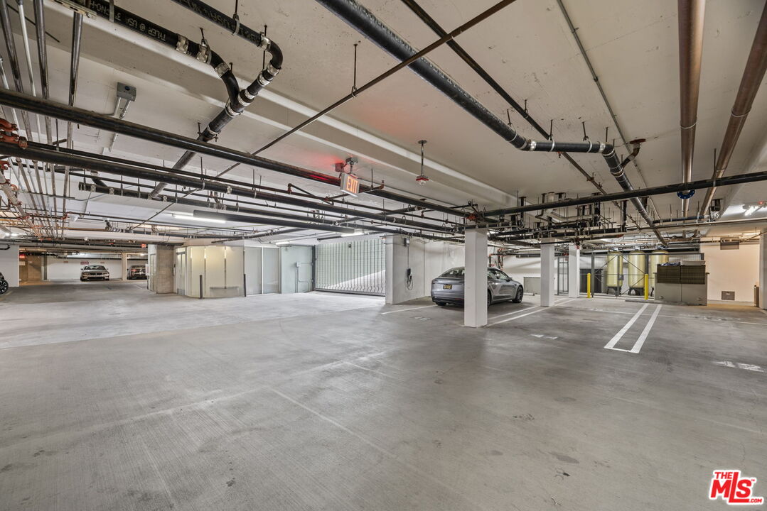 600 S Ridgeley Dr Unit: 110