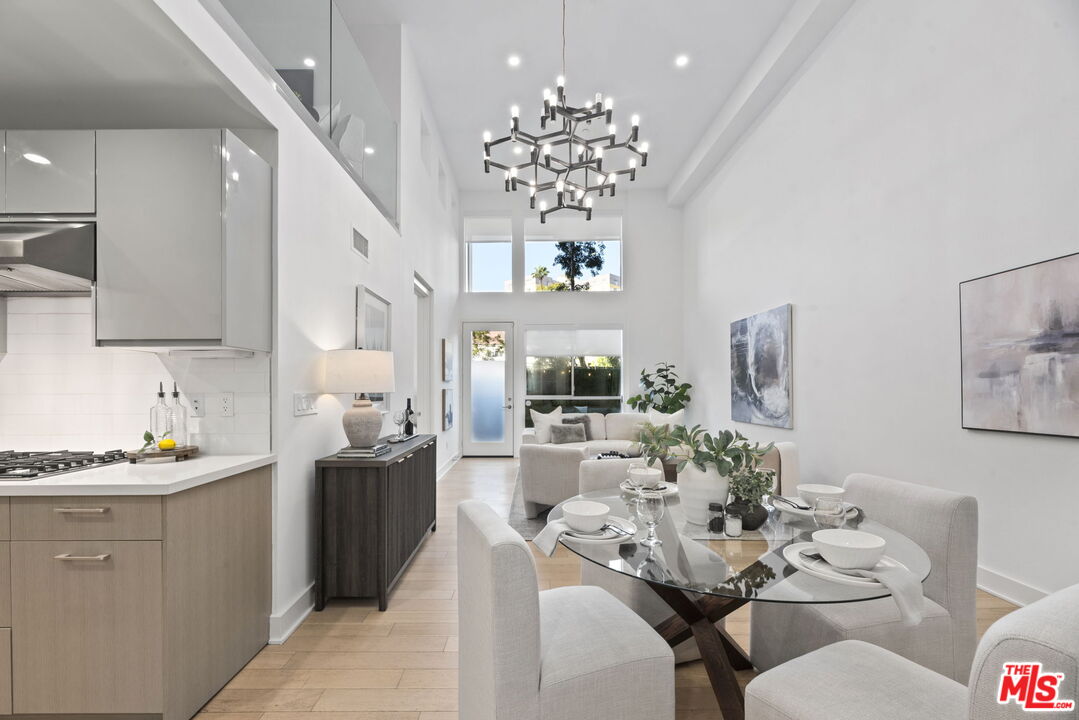 600 S Ridgeley Dr Unit: 110