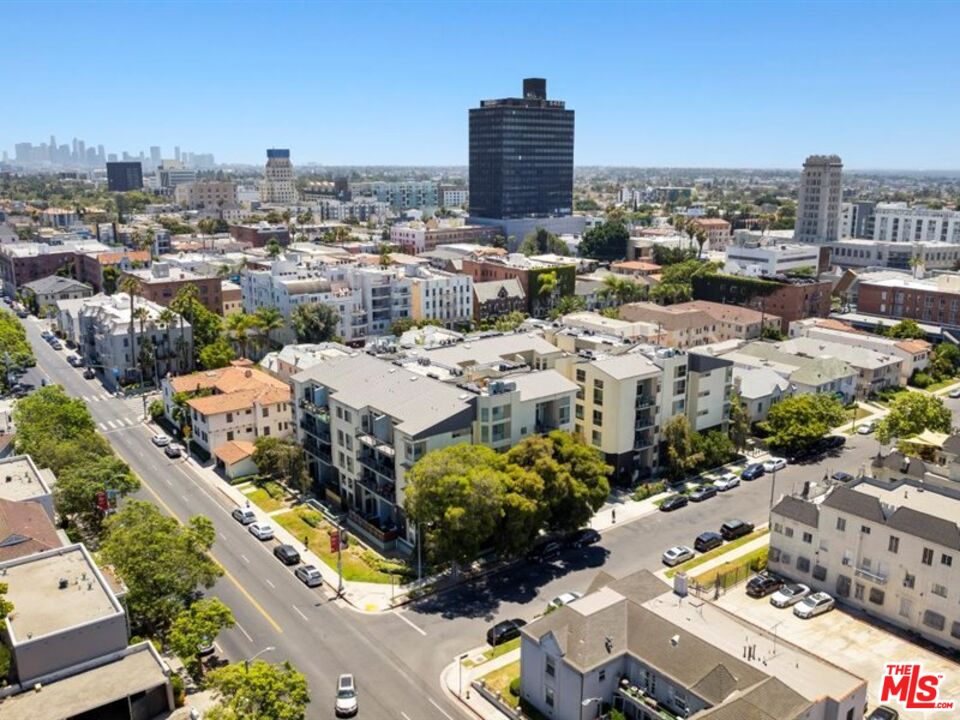 600 S Ridgeley Dr Unit: 110