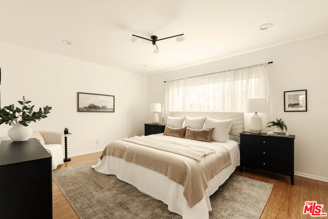 358 S Gramercy Pl Unit: 306