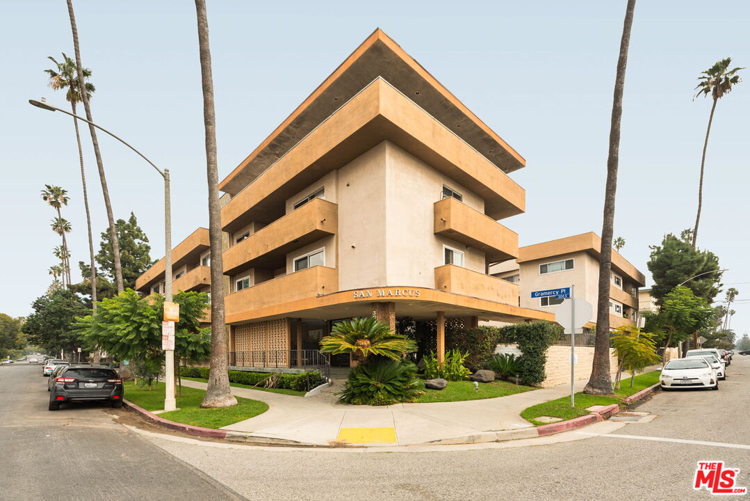 358 S Gramercy Pl Unit: 306