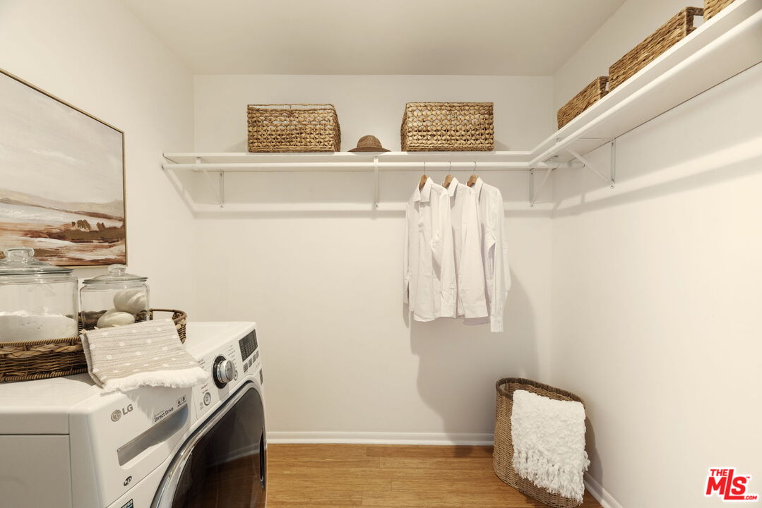 358 S Gramercy Pl Unit: 306