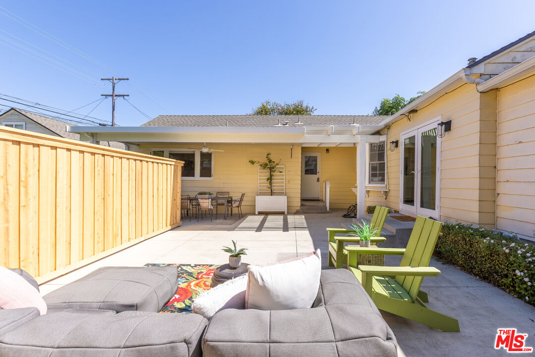 3544 Gardenia Ave