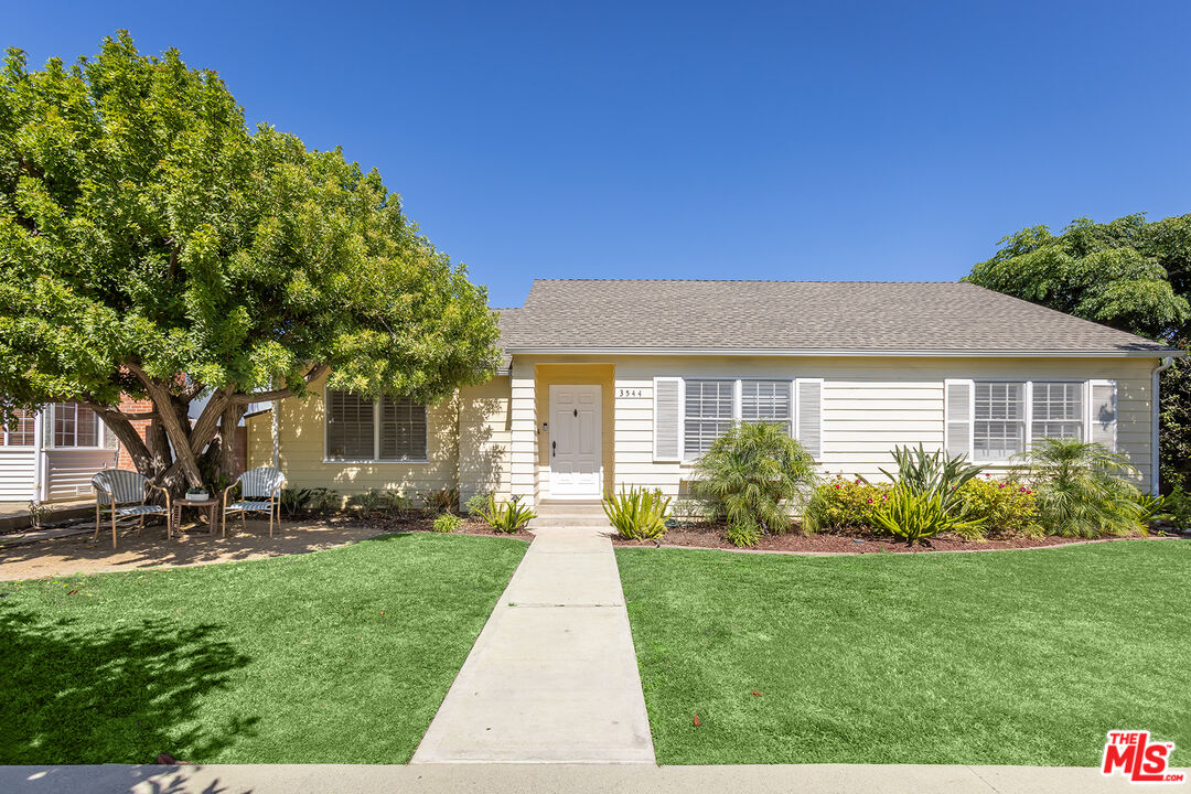 3544 Gardenia Ave