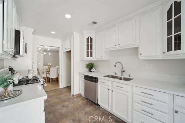 18132 Andrea CIR Unit: 3