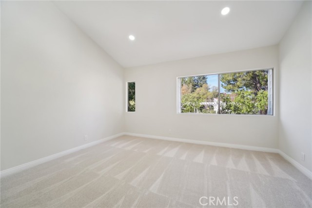 18132 Andrea CIR Unit: 3