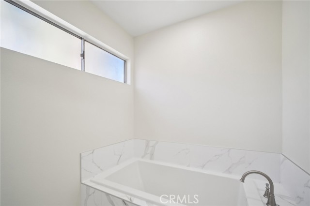 18132 Andrea CIR Unit: 3