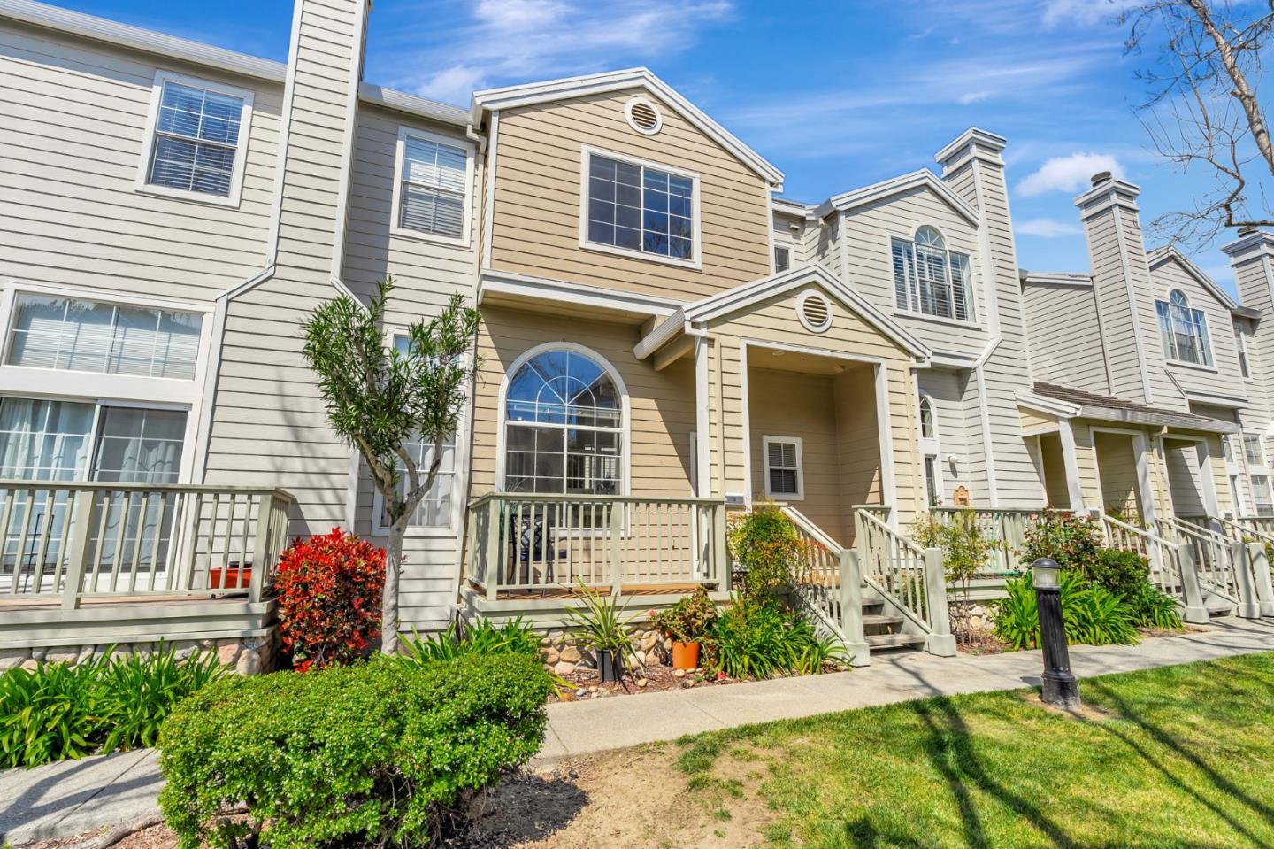 4 Passage LN