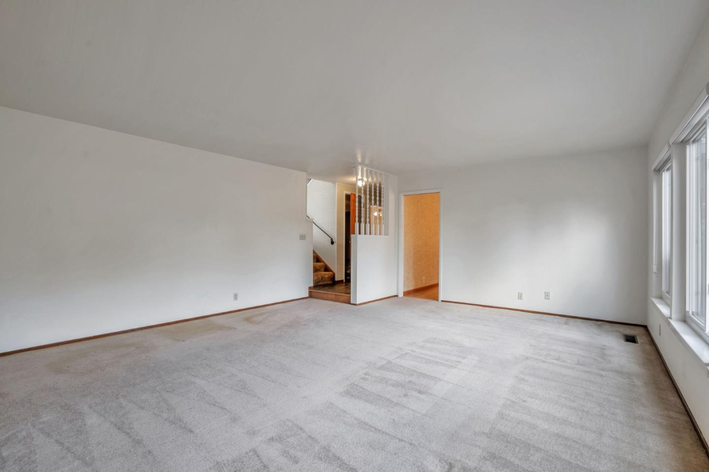 3706 Laurel WAY
