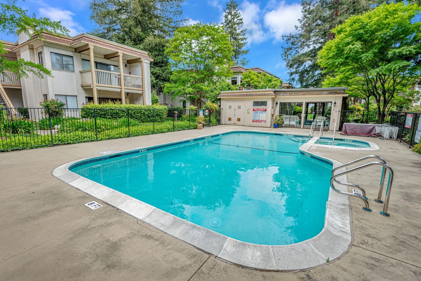 1294 Woodside RD