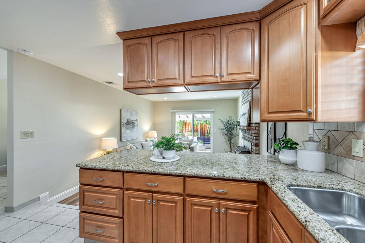 478 Northgate DR