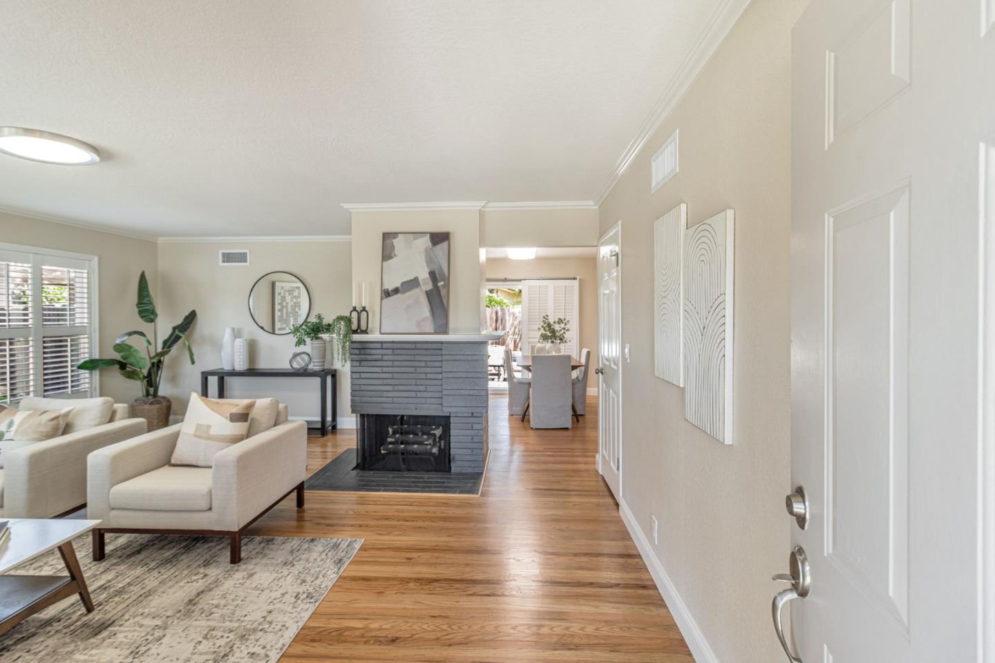 24836 Woodacre Avenue