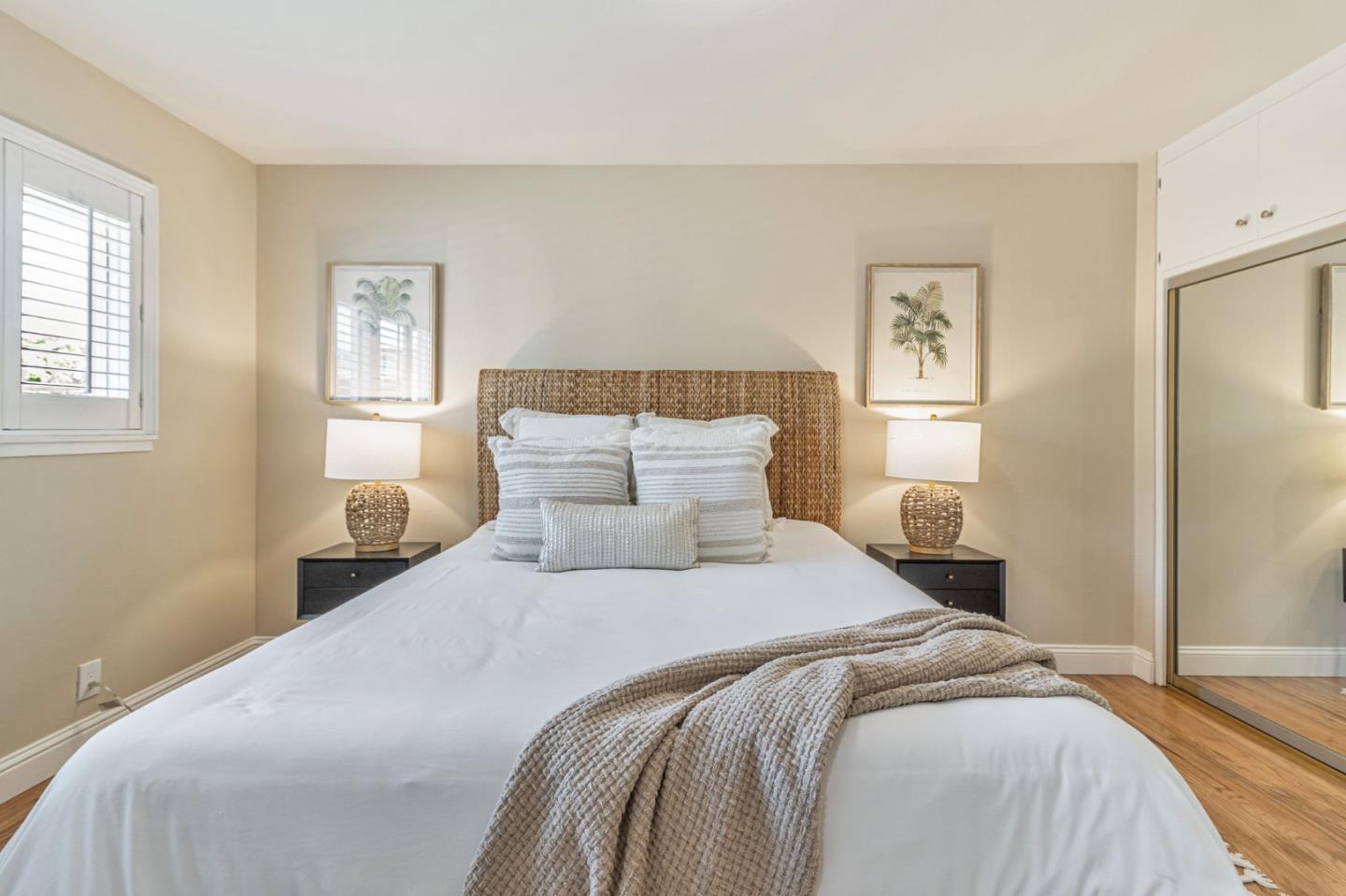 24836 Woodacre Avenue