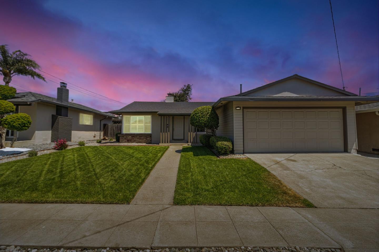 24836 Woodacre Avenue