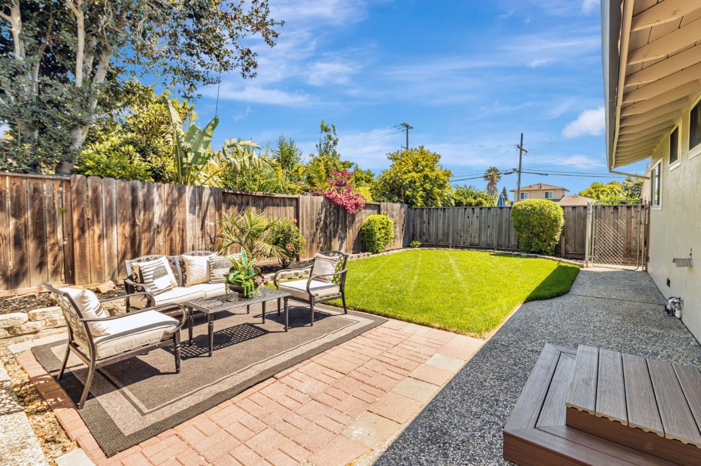 24836 Woodacre Avenue