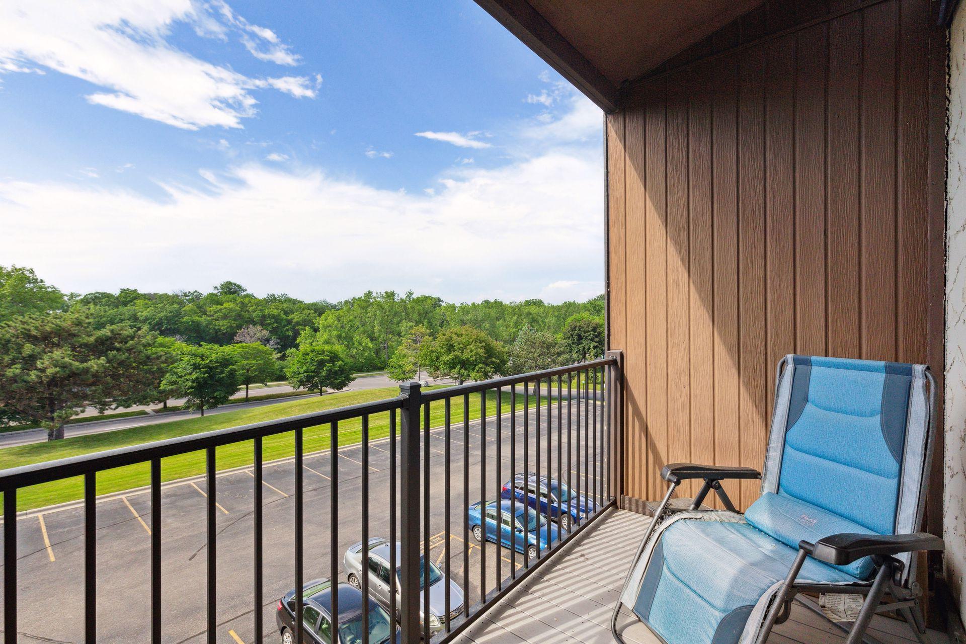 401 E Burnsville Parkway Unit: 312