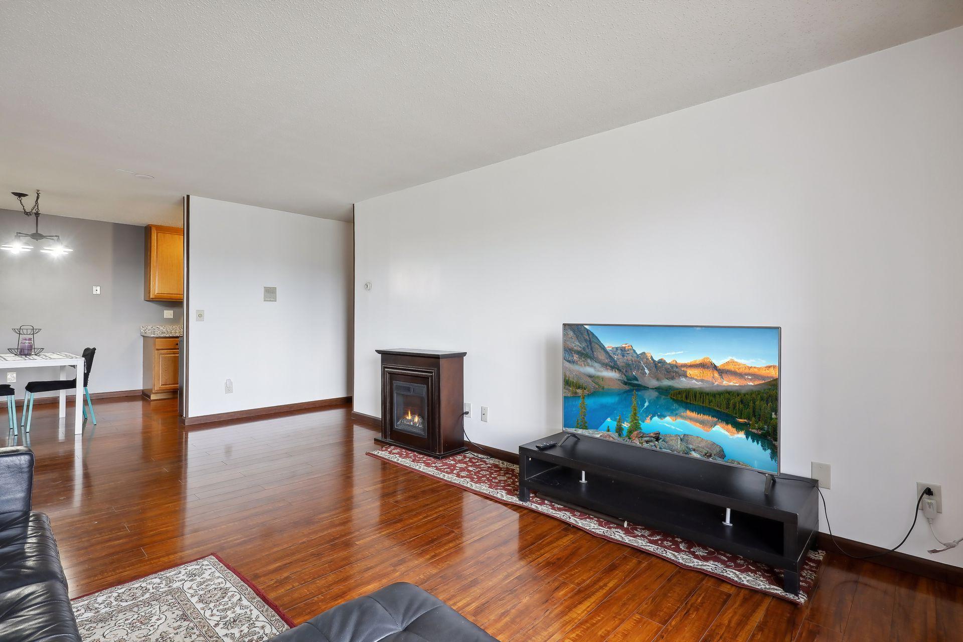 401 E Burnsville Parkway Unit: 312