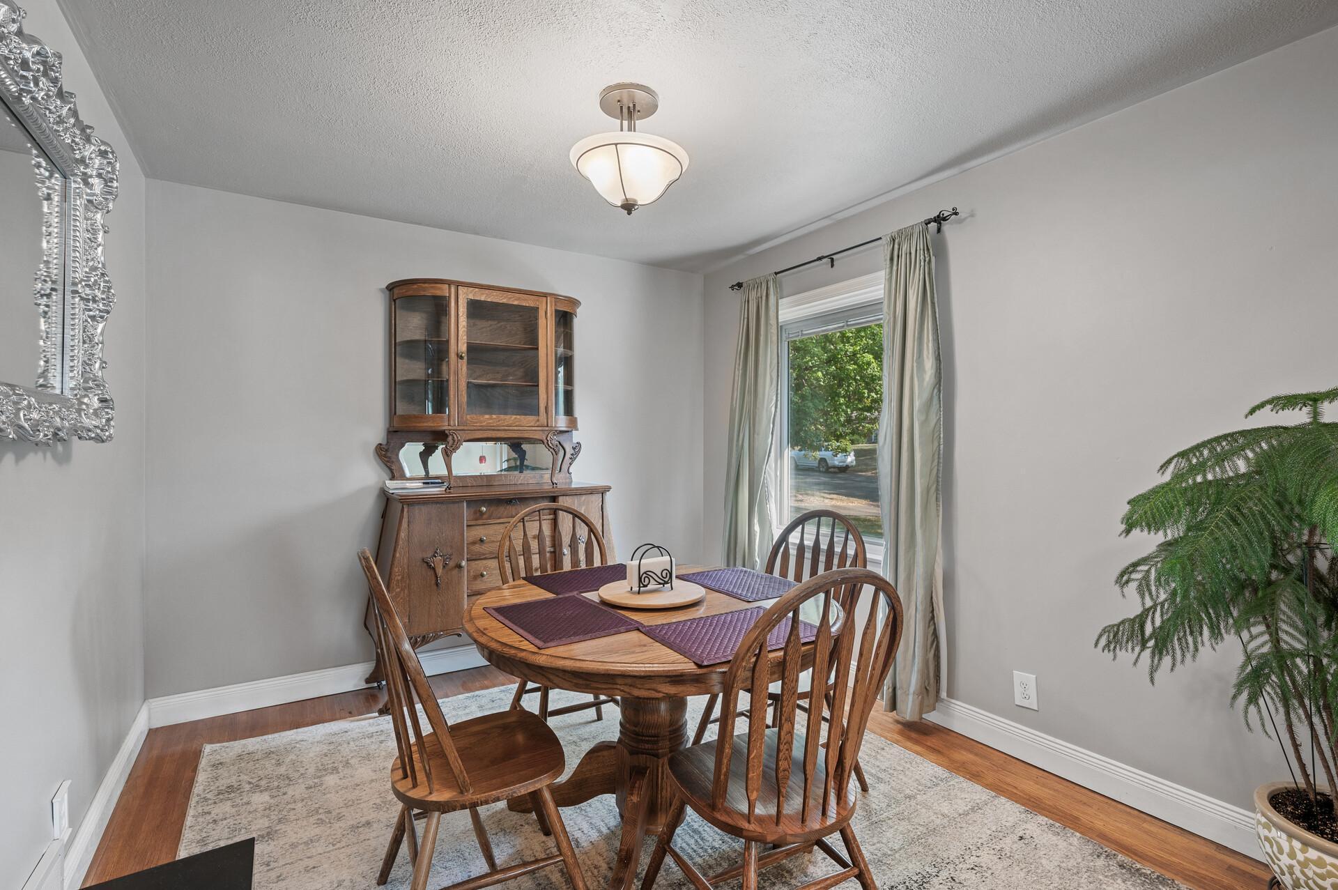 1624 Towne Terrace