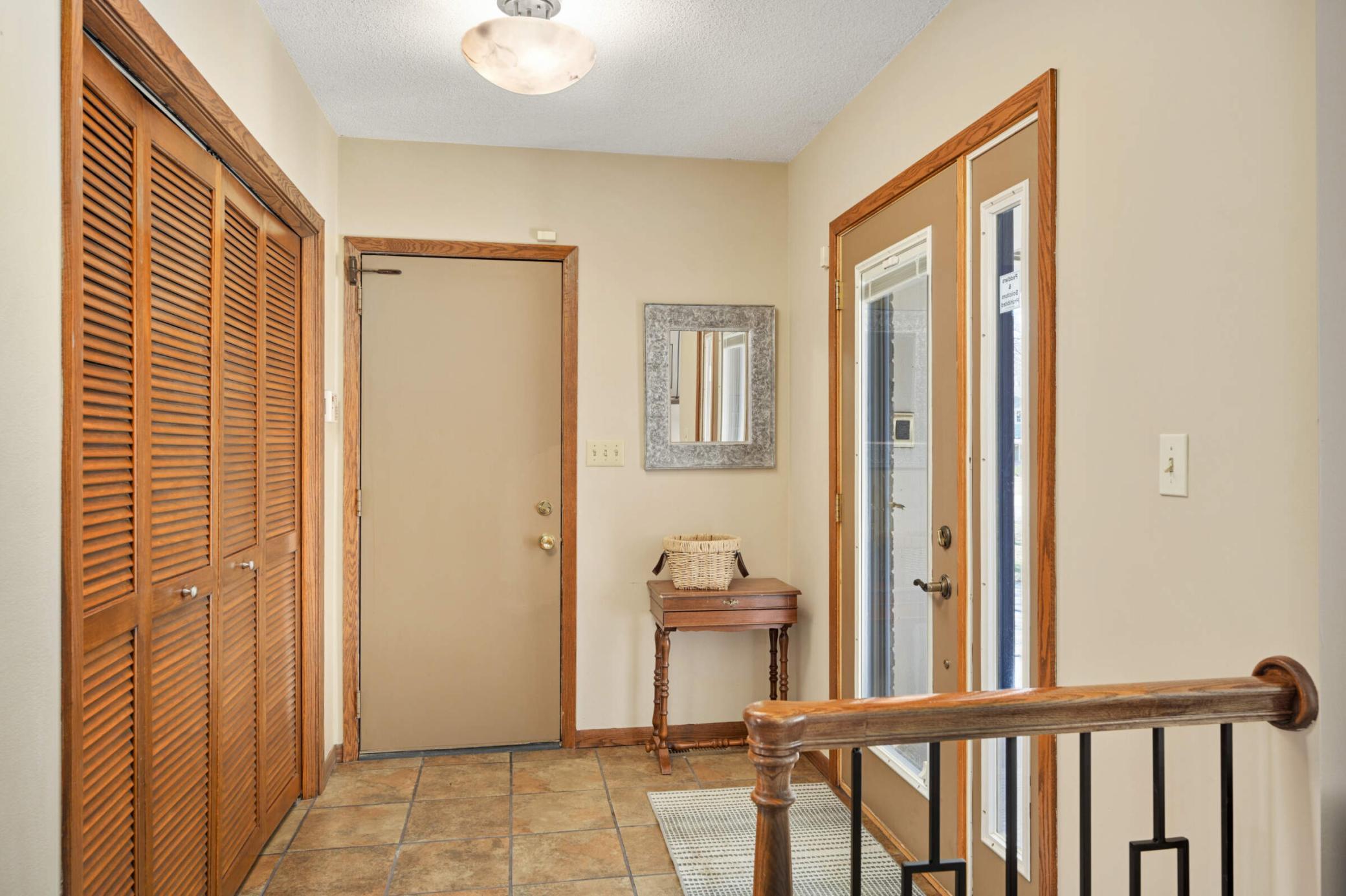 6015 View Lane