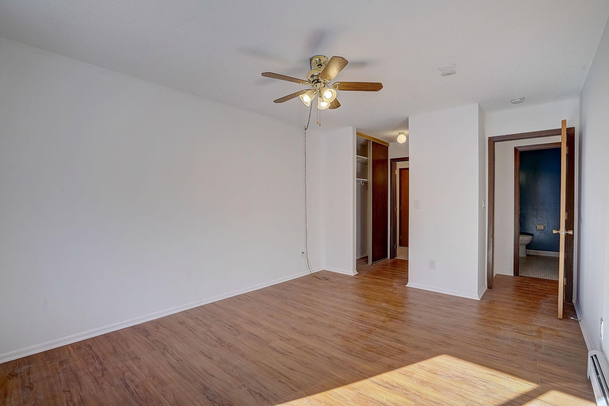 401 E Burnsville Parkway Unit: 305