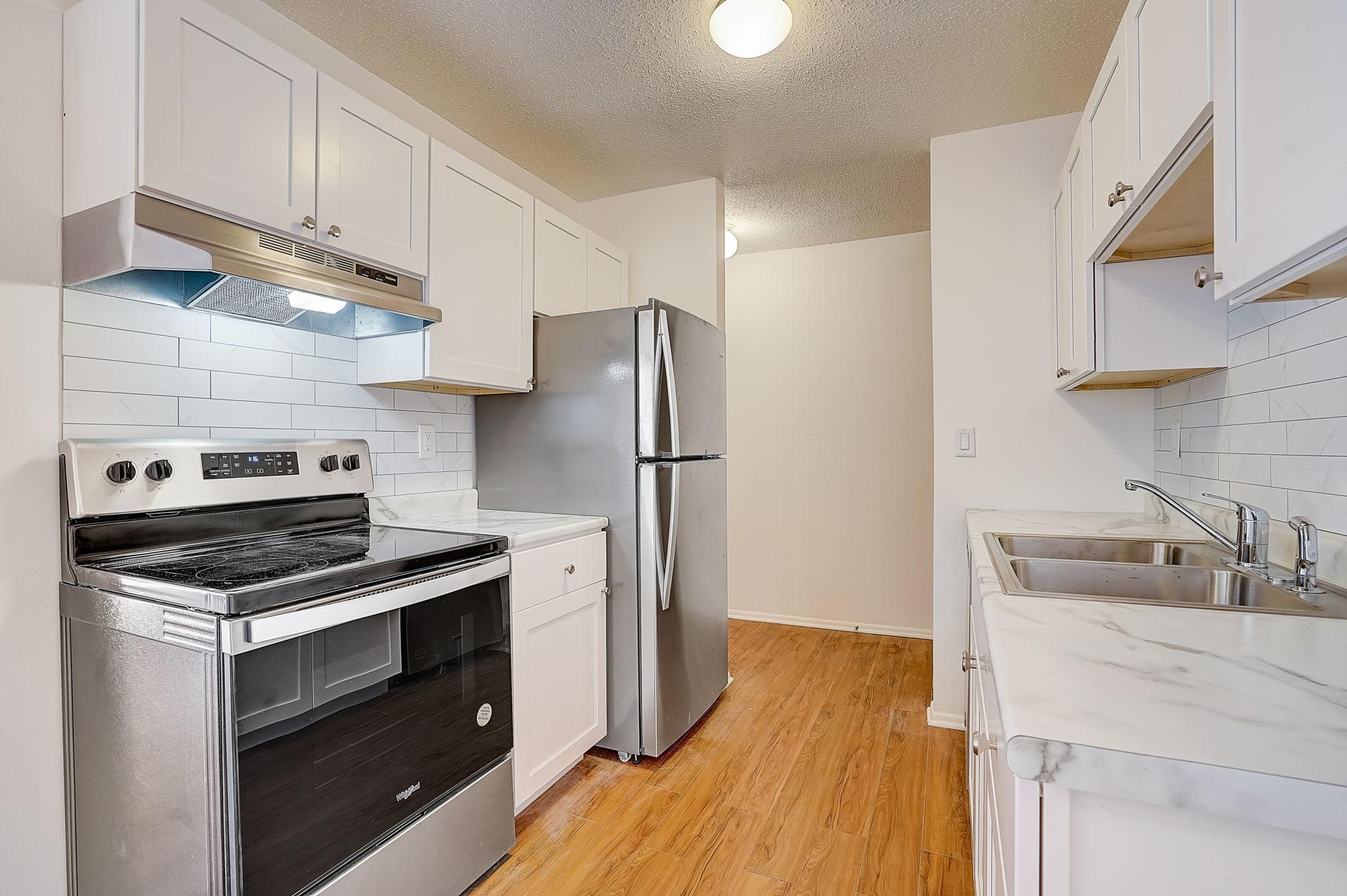 401 E Burnsville Parkway Unit: 305