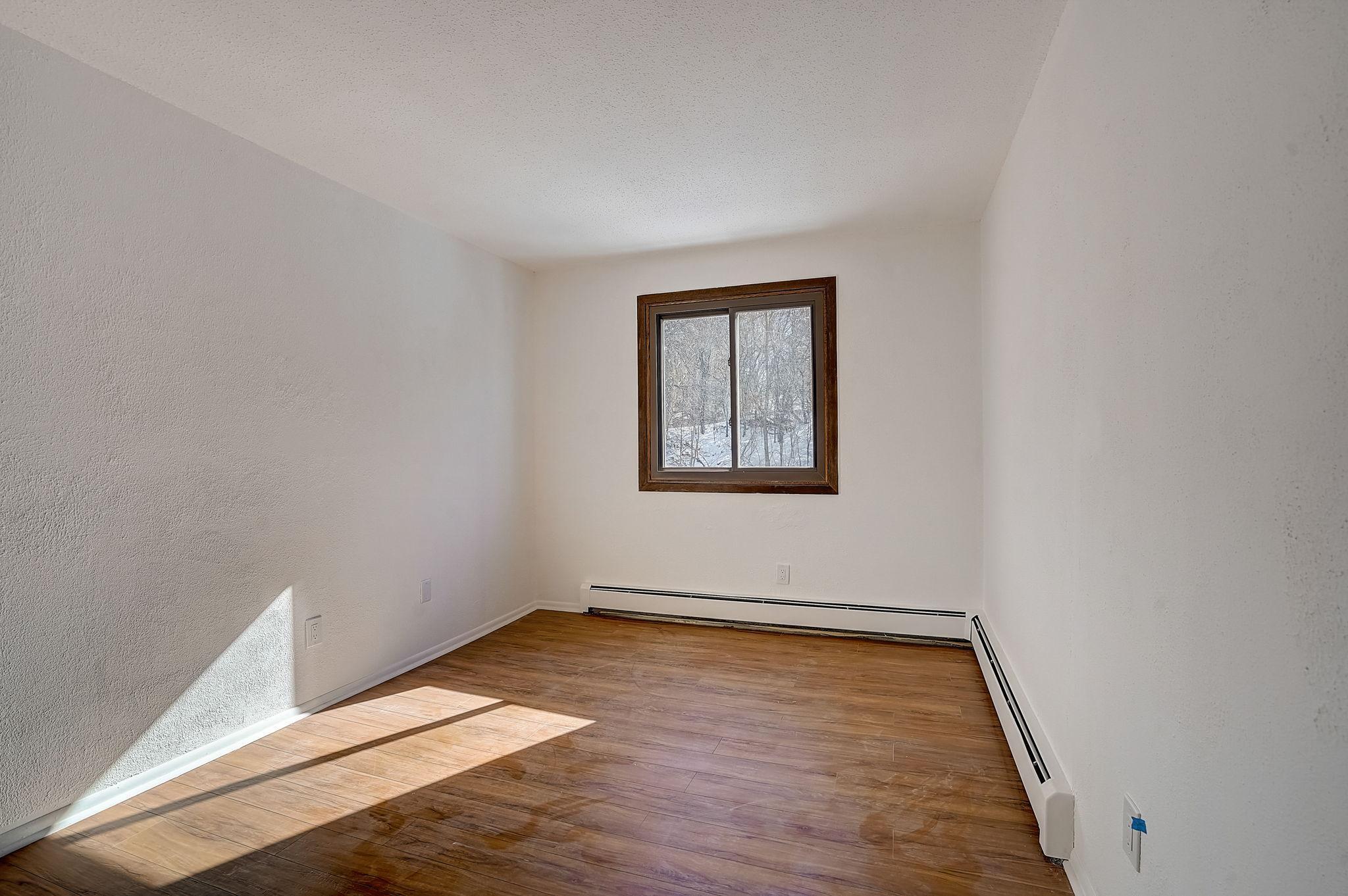 401 E Burnsville Parkway Unit: 305
