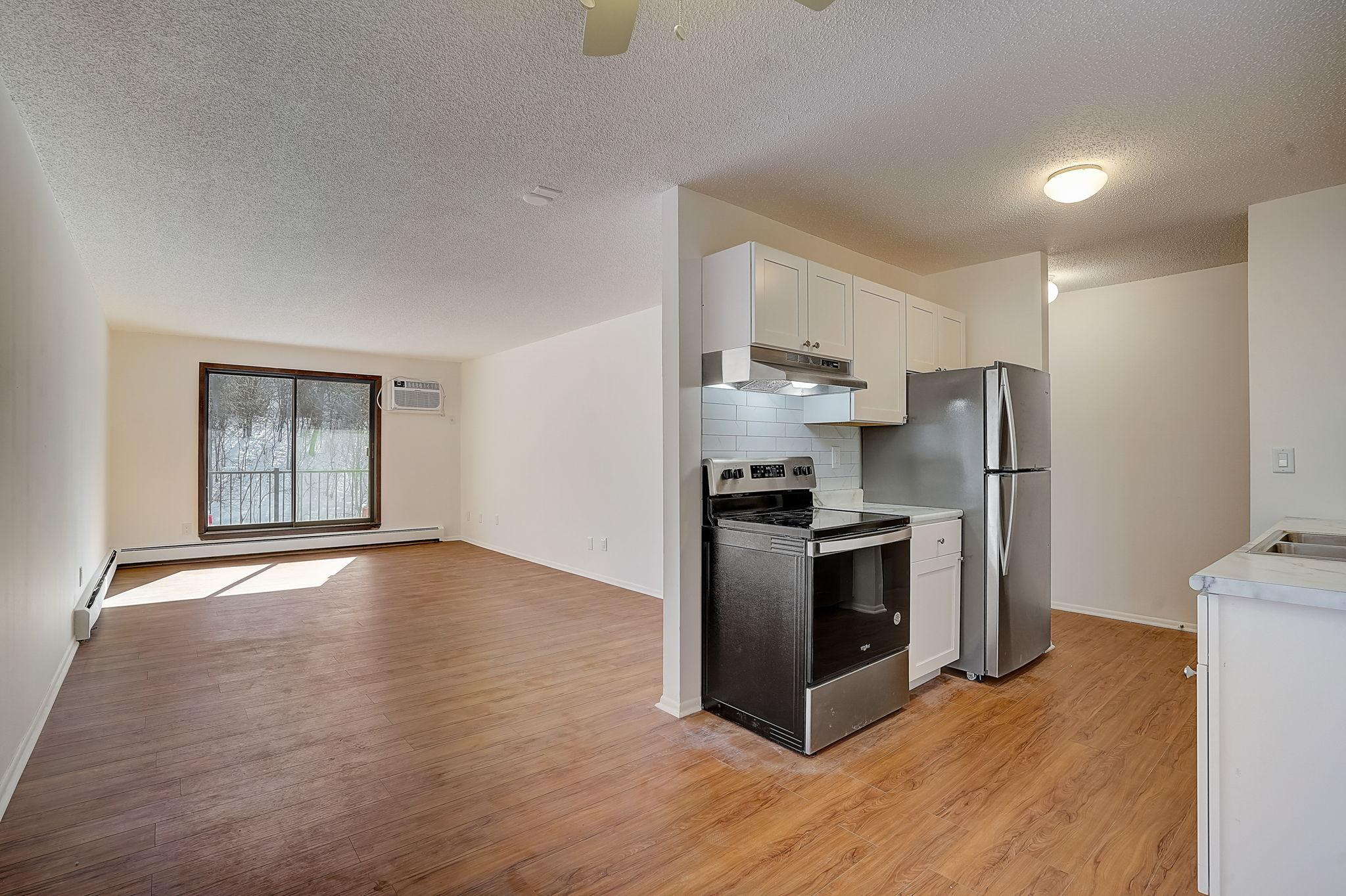 401 E Burnsville Parkway Unit: 305