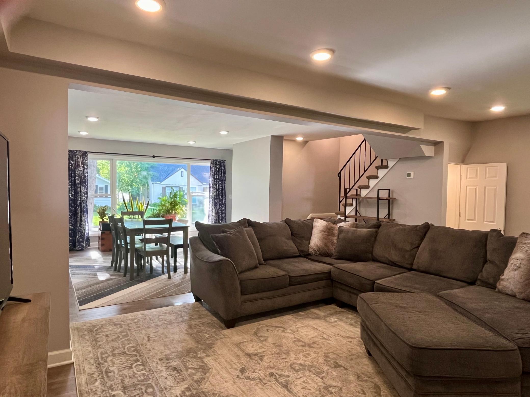 2912 Drew Avenue N