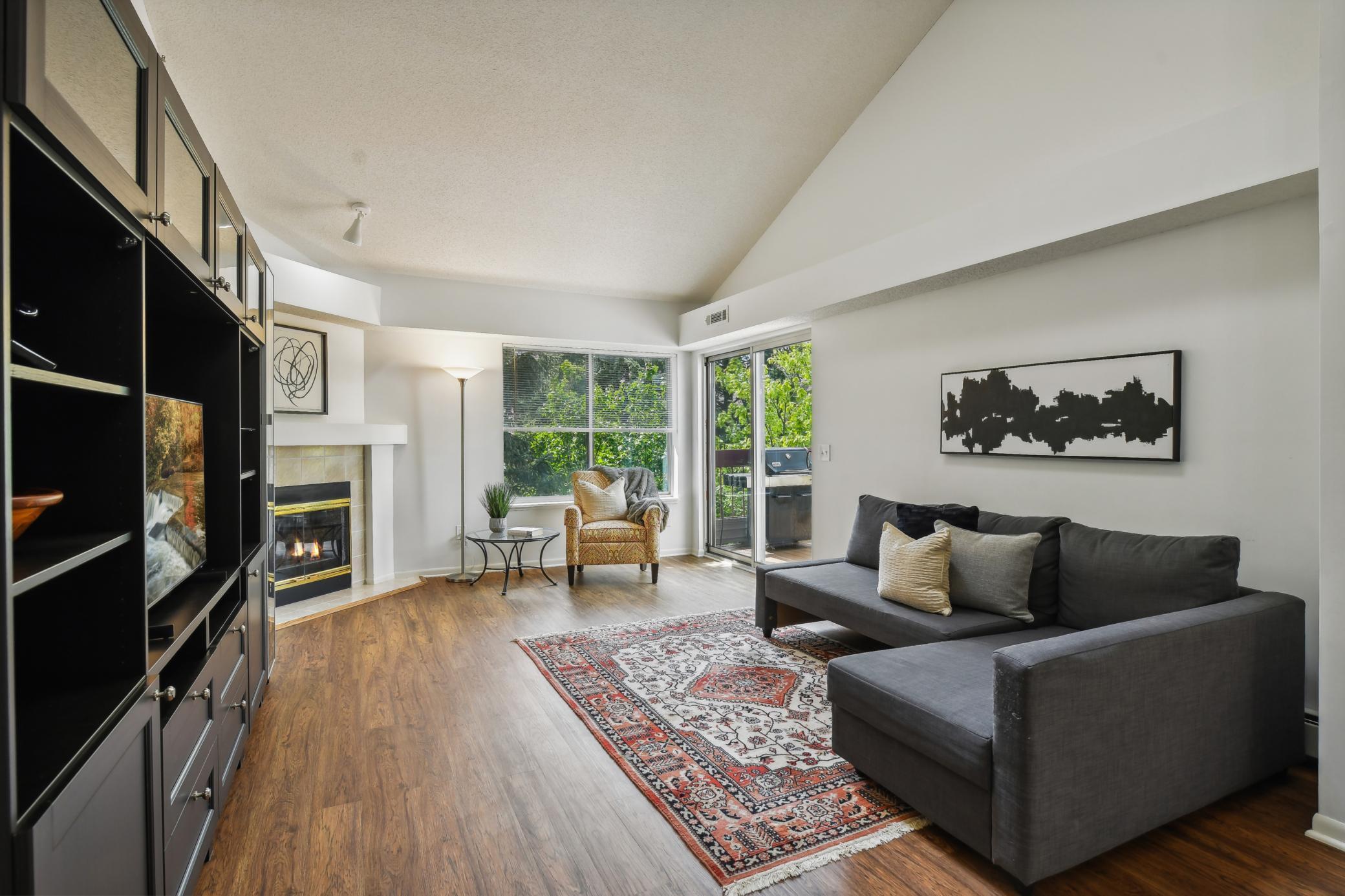 7520 Edinborough Way Unit: 2312