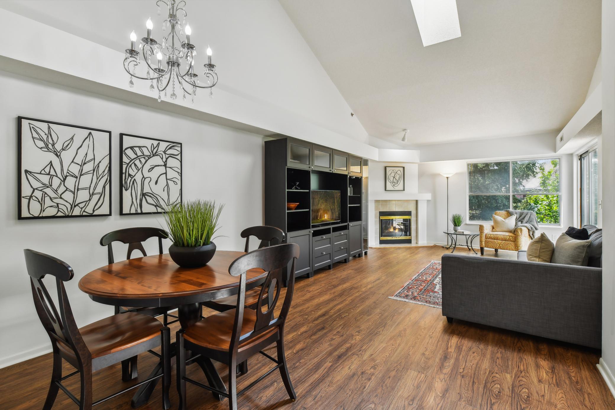 7520 Edinborough Way Unit: 2312