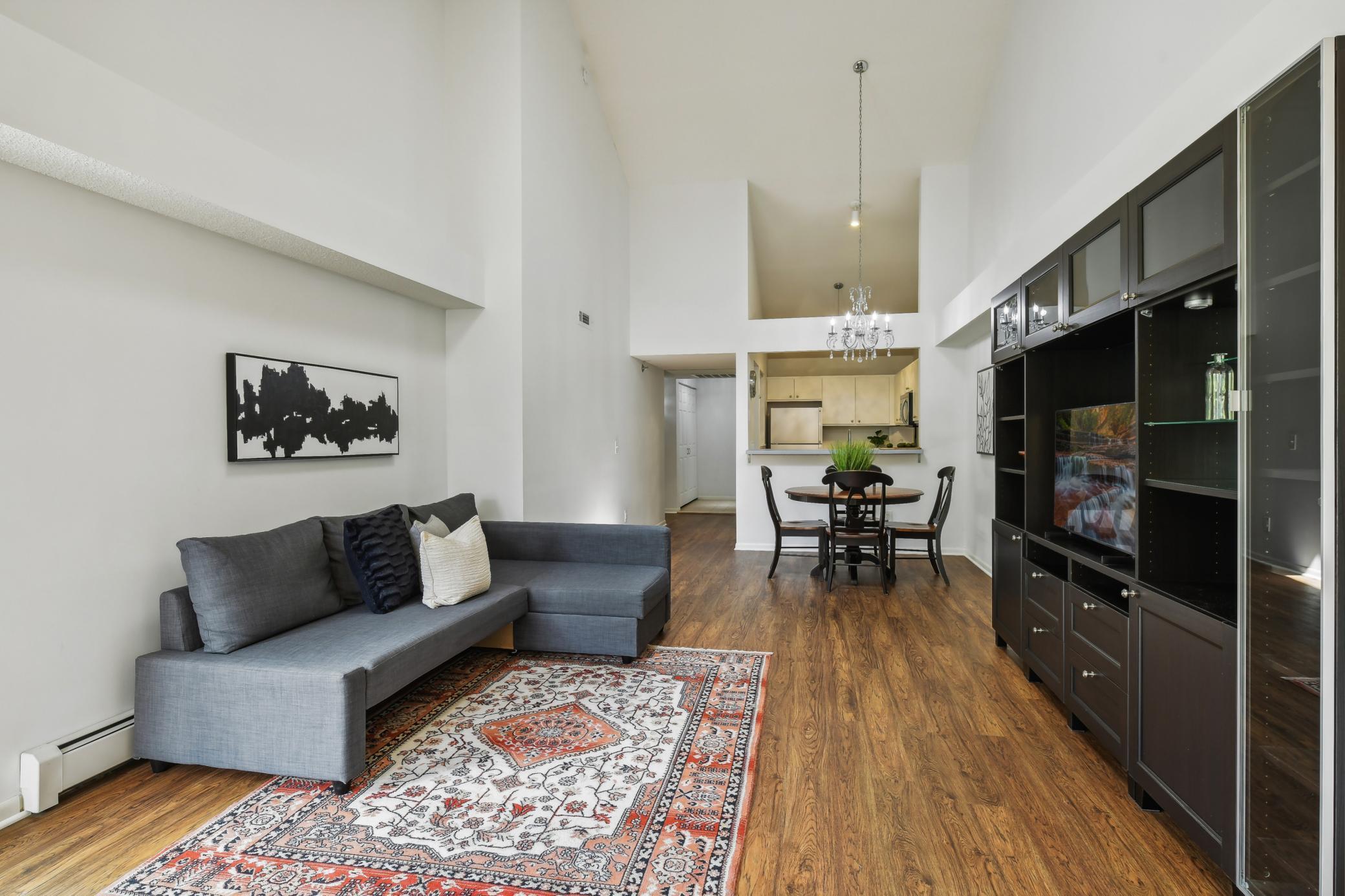 7520 Edinborough Way Unit: 2312
